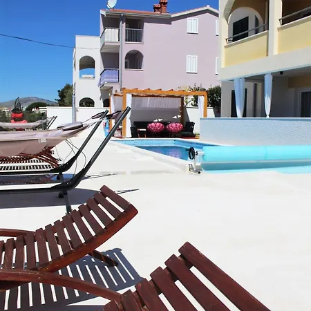 Heated Swimming Pool, Stunning Sea View Terrace A6 شقة