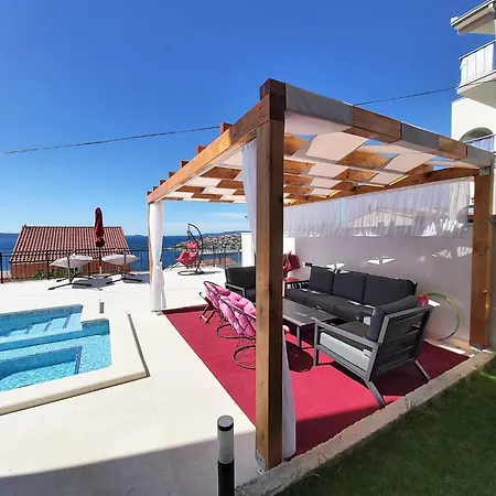 Heated Swimming Pool, Stunning Sea View Terrace A6 *